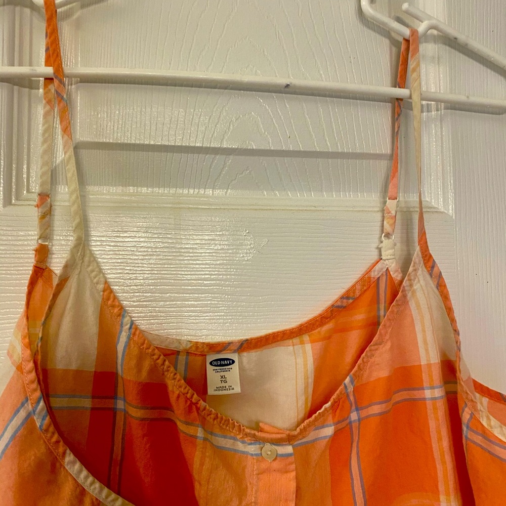 Ladies Old Navy Top XL - Picture 3 of 4